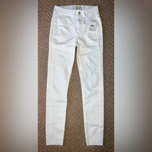 We The Free White Skinny Jeans with Front Seam Detail